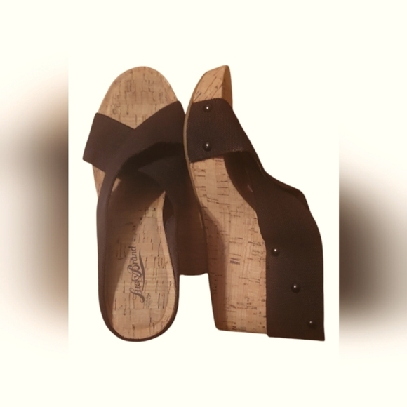 Lucky Brand Womens Miller Wedge Platform Slip On Cork Black Sandals 9M /39 - Picture 6 of 9